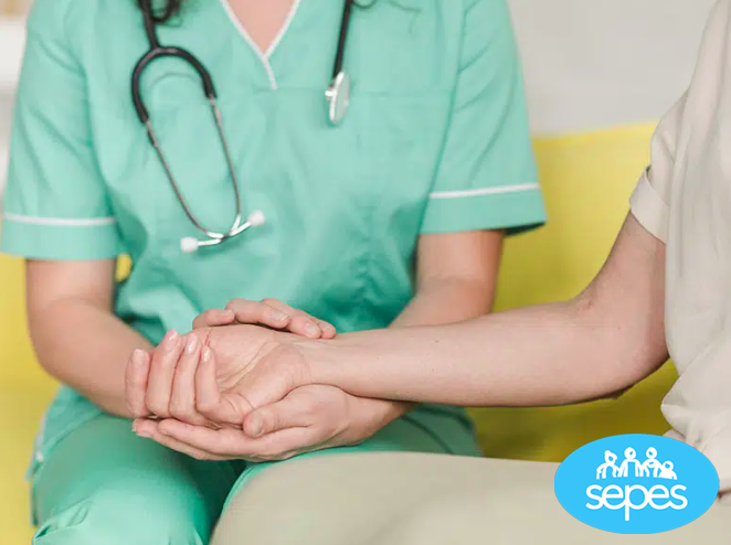 SEPES explica cómo tratar a un paciente con Alzheimer