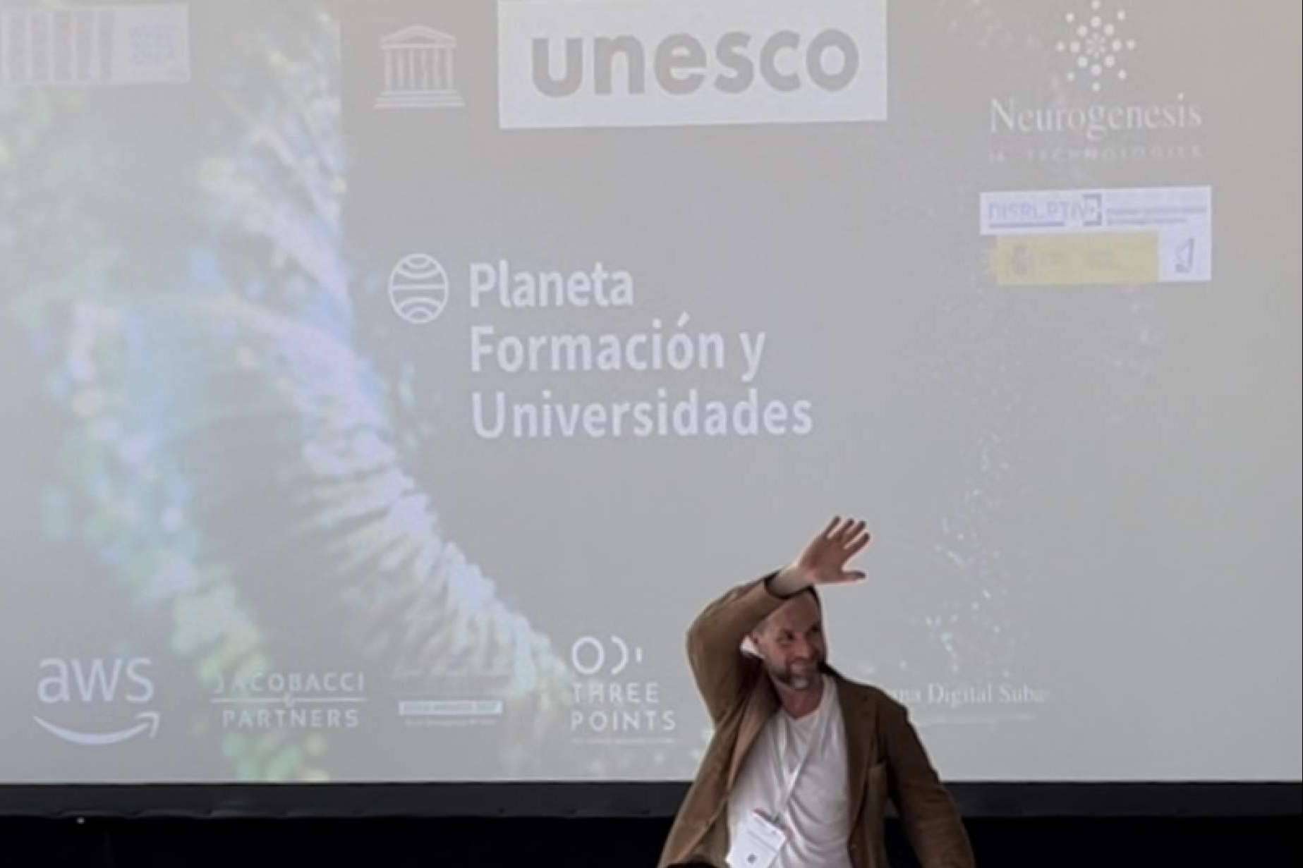 El Congreso Mundial de Estudios Superiores de la UNESCO con la digitalización del emprendimiento y la educación