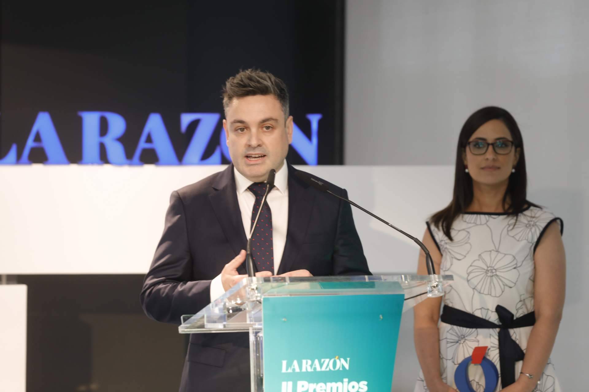 Love Pets es galardonado con el premio a la mejor tienda online en España de productos para mascotas