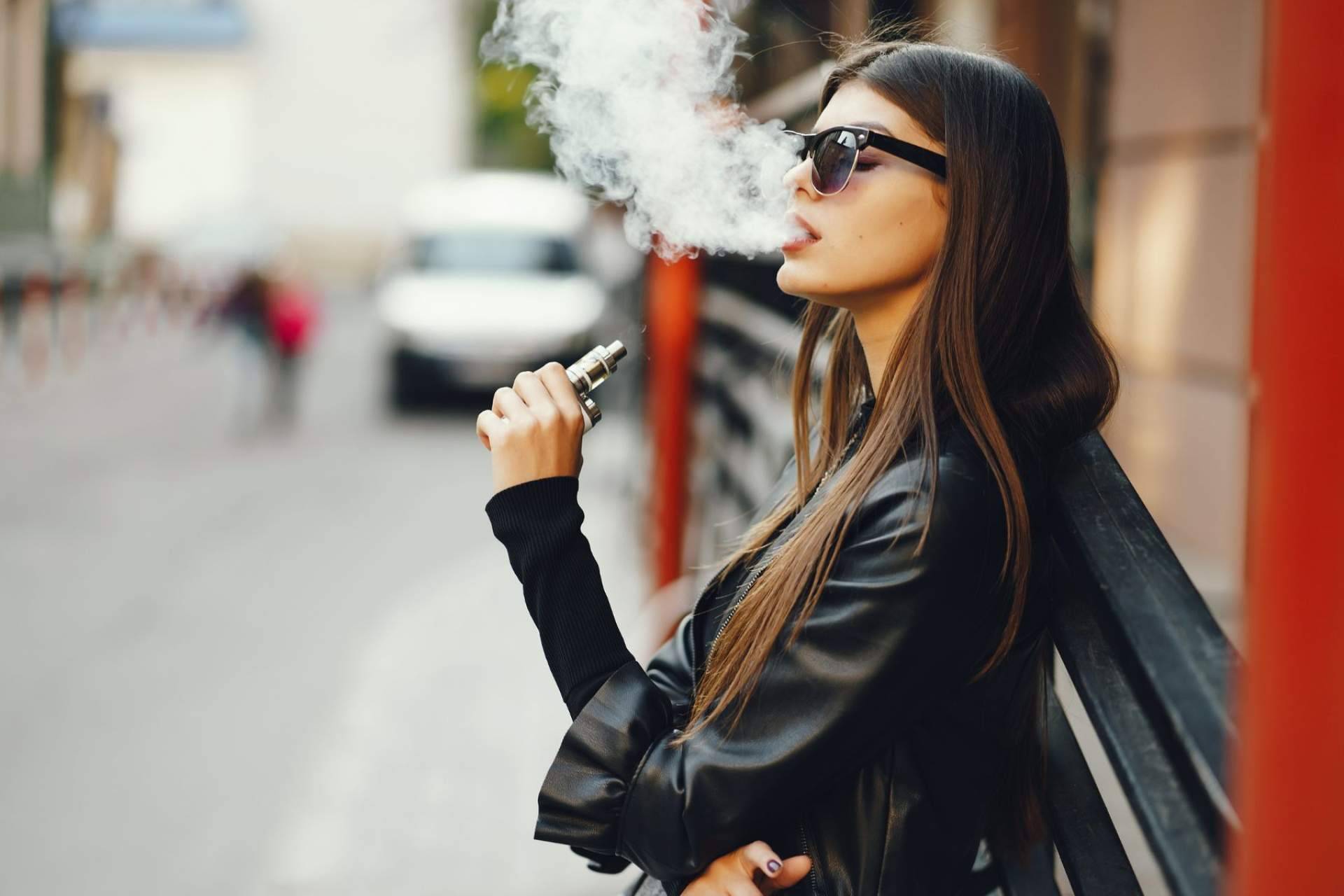 La comodidad de los vapers desechables de VitalCigar, una opción cada vez más elegida