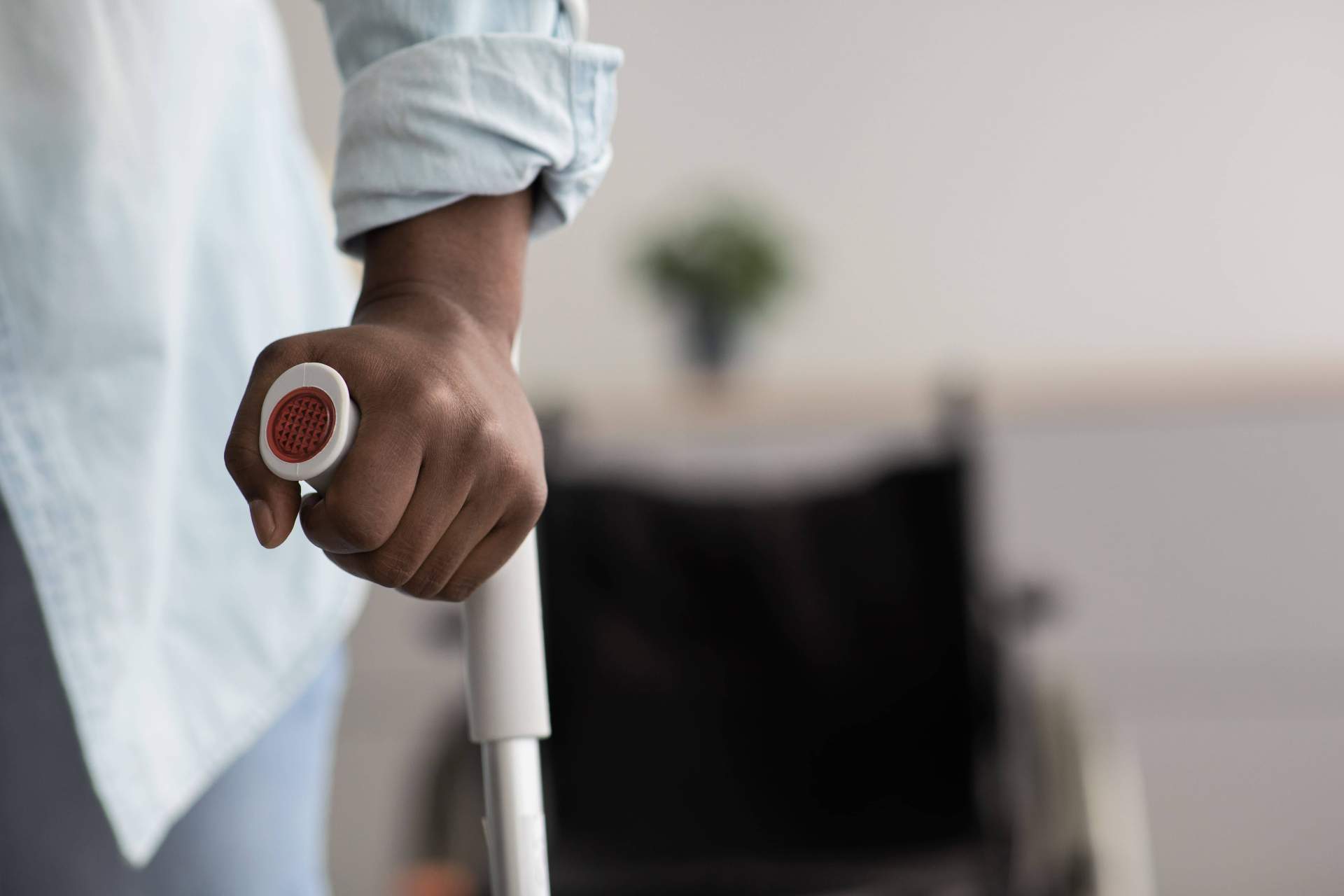 Maquinaria y mobiliario para rehabilitación, en subasta en Eactivos.com