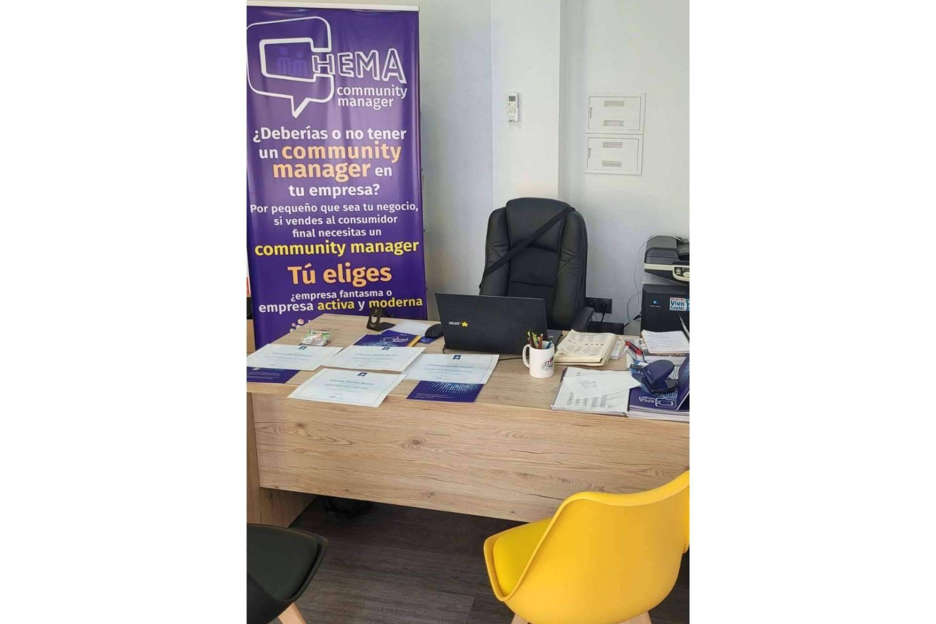 Social Media Granada y la necesidad de tener un community manager en las empresas