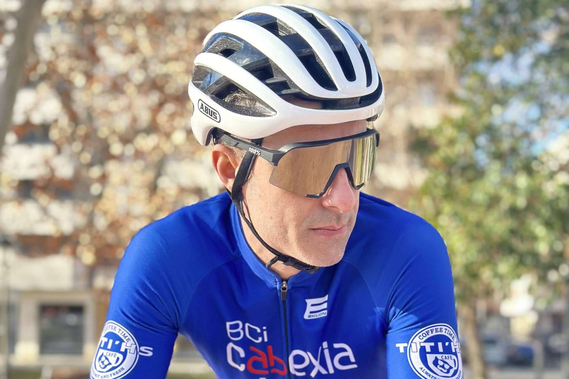 Ropa de ciclismo personalizada EKUON, una excelente elección para ciclistas exigentes
