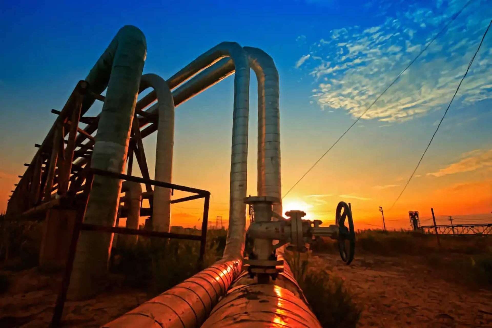 Beneficios económicos de emplear reductores de viscosidad en la extracción de petróleo, por Polynex
