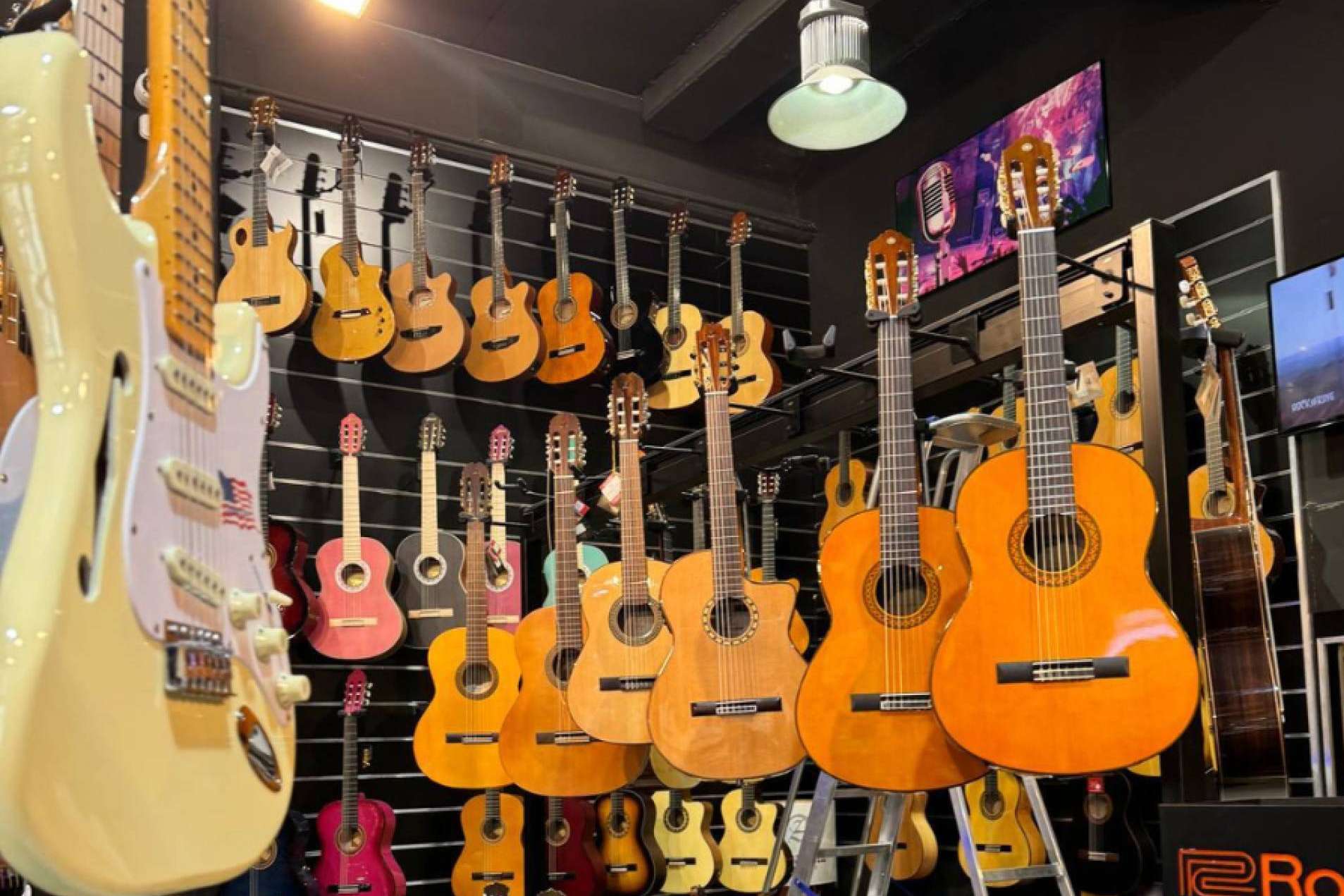 Black Friday en Musicopolix; ¡Descuentos increíbles en guitarras eléctricas y más!