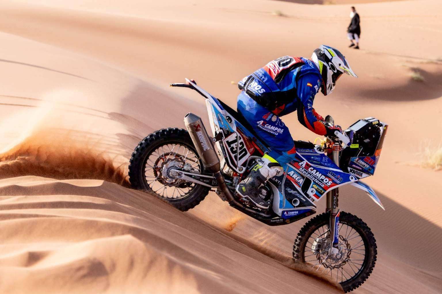 ADHESIVOSEMBARRADOS lanza adhesivos personalizados para motos offroad con máxima resistencia