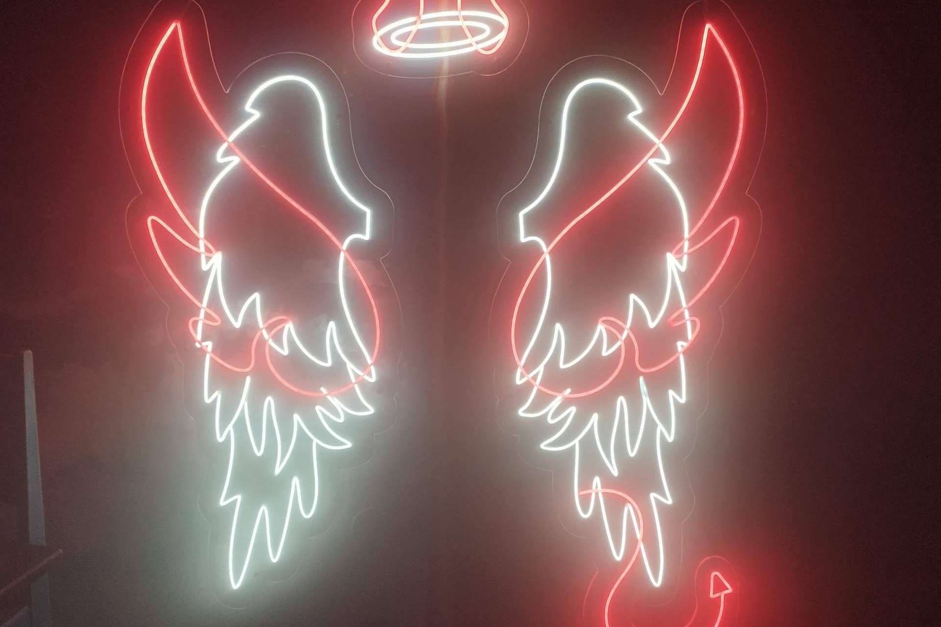 Ima Rótulos presenta su nuevo servicio de neon personalizado en Murcia