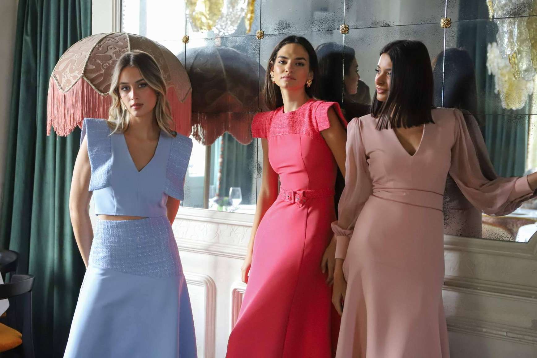 Vestidos de invitada 2025; Tendencias y looks perfectos para cada evento de primavera-verano