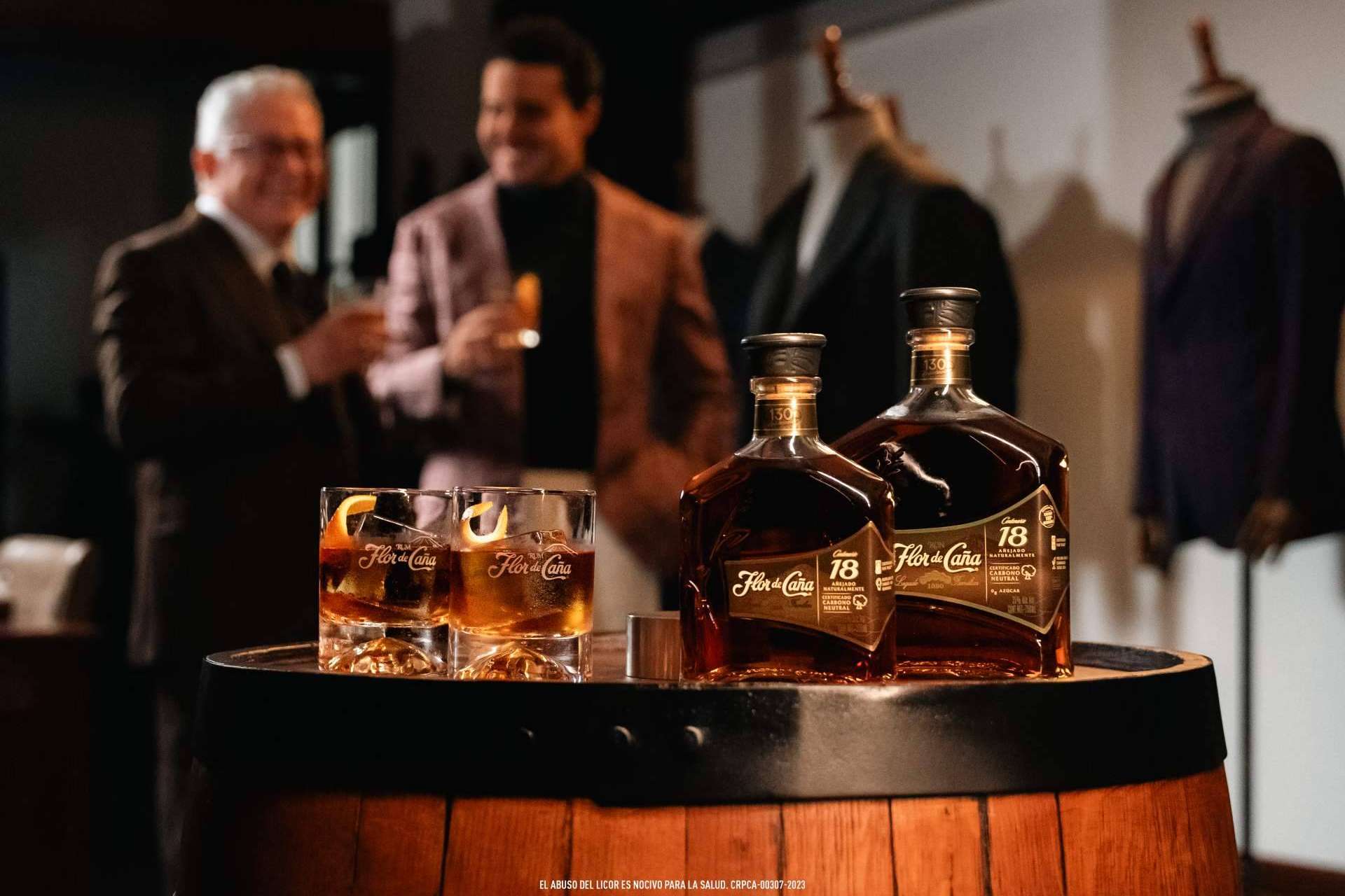 Brindar con papá; El mejor regalo del Día del Padre con 2x1 en la Flor de Caña Experiencia