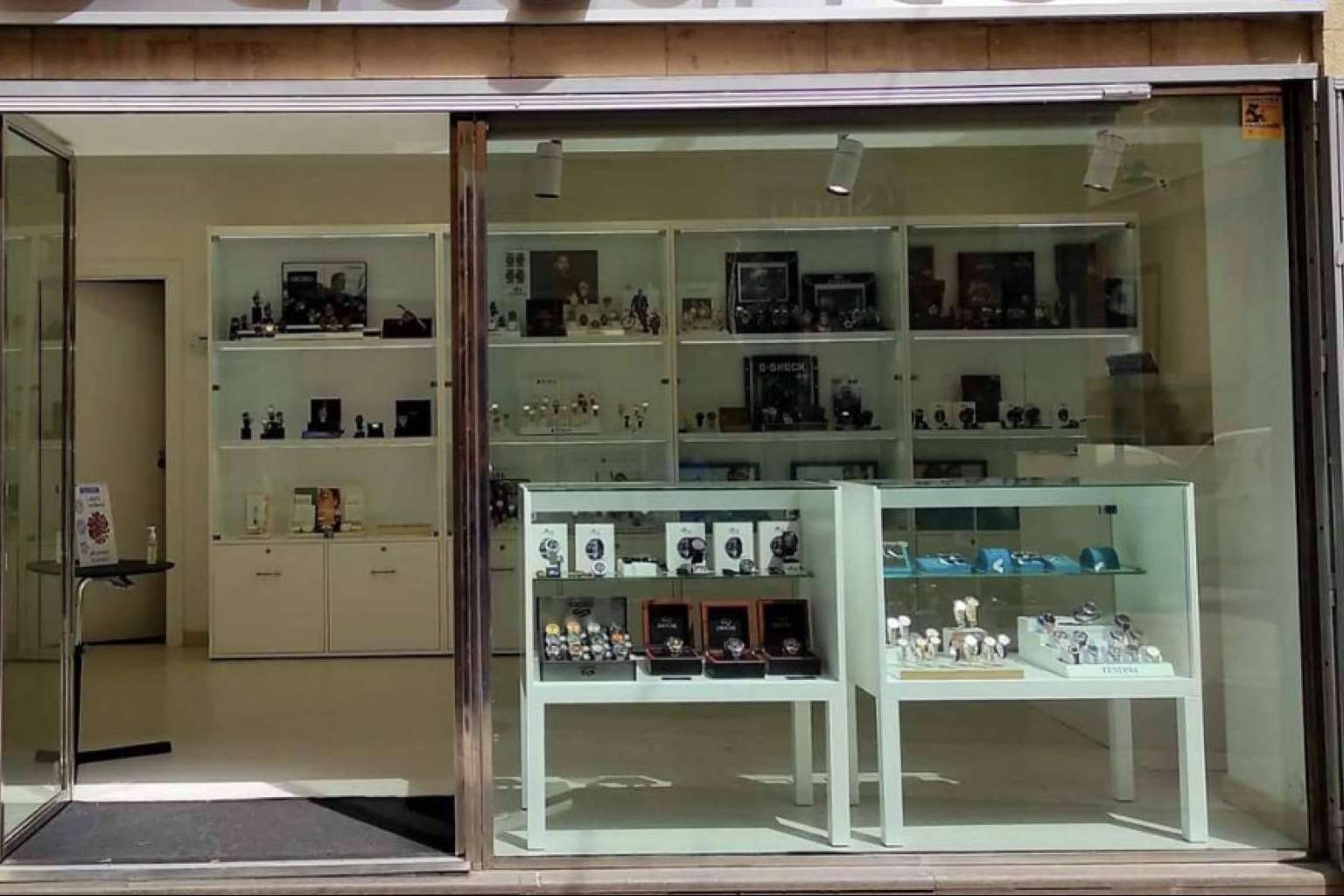 La apuesta de Elegance por la exclusividad, asesoramiento a medida en relojería y joyería