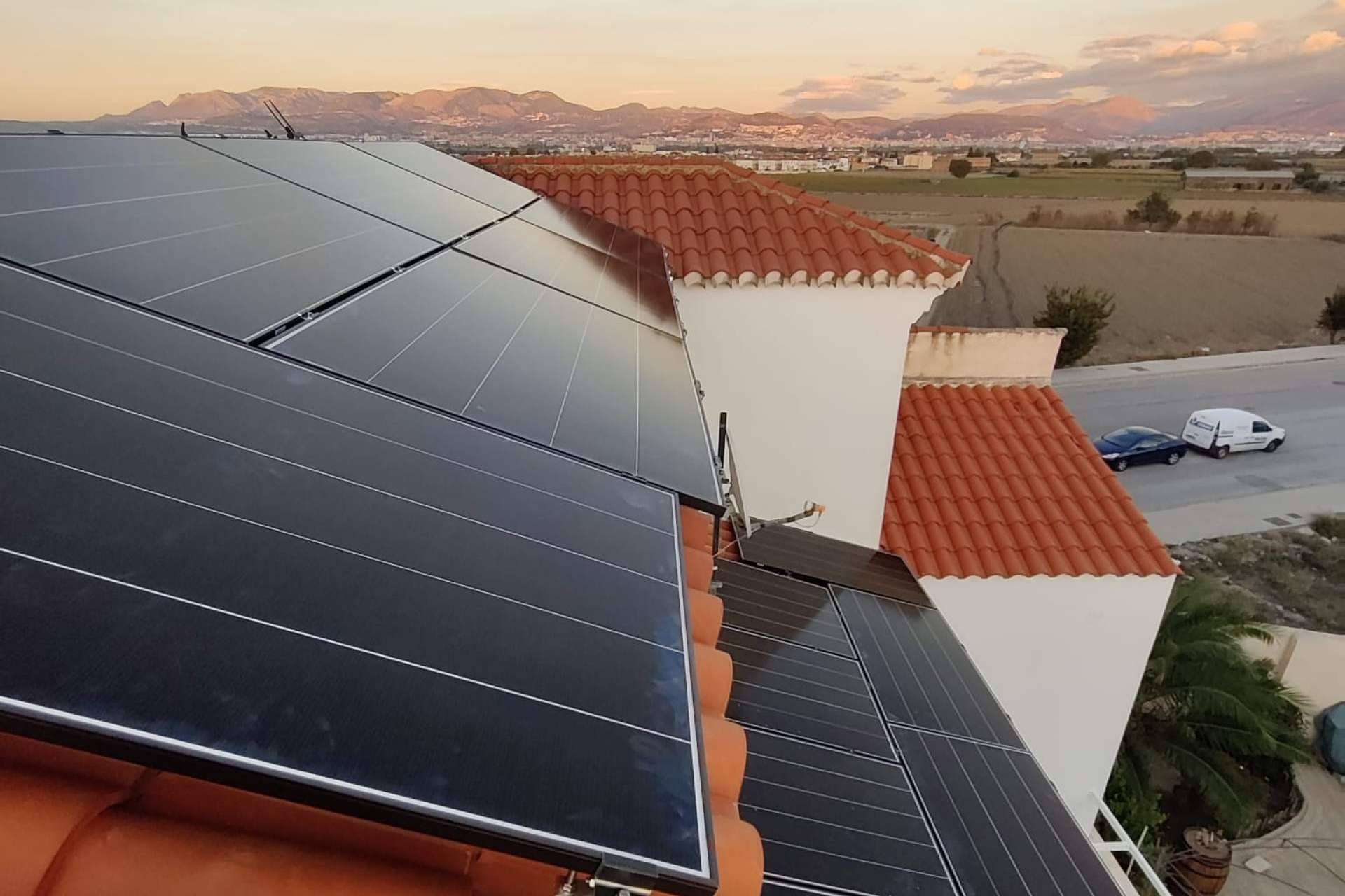 Hacer que el sol pague la factura de la luz; Así funcionan las placas solares