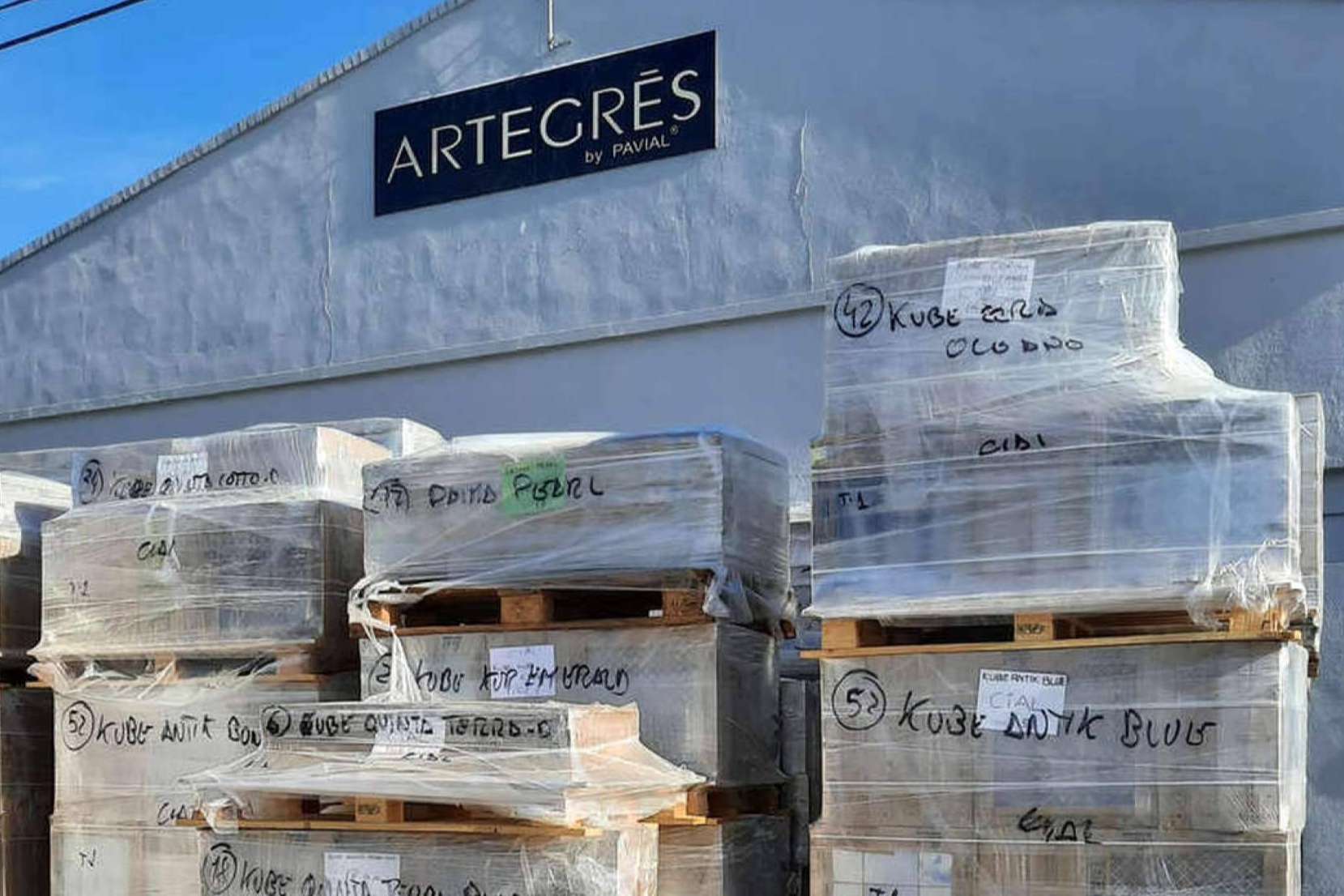 Artegres crece en el mercado nacional con su modelo de azulejos outlet desde Castellón