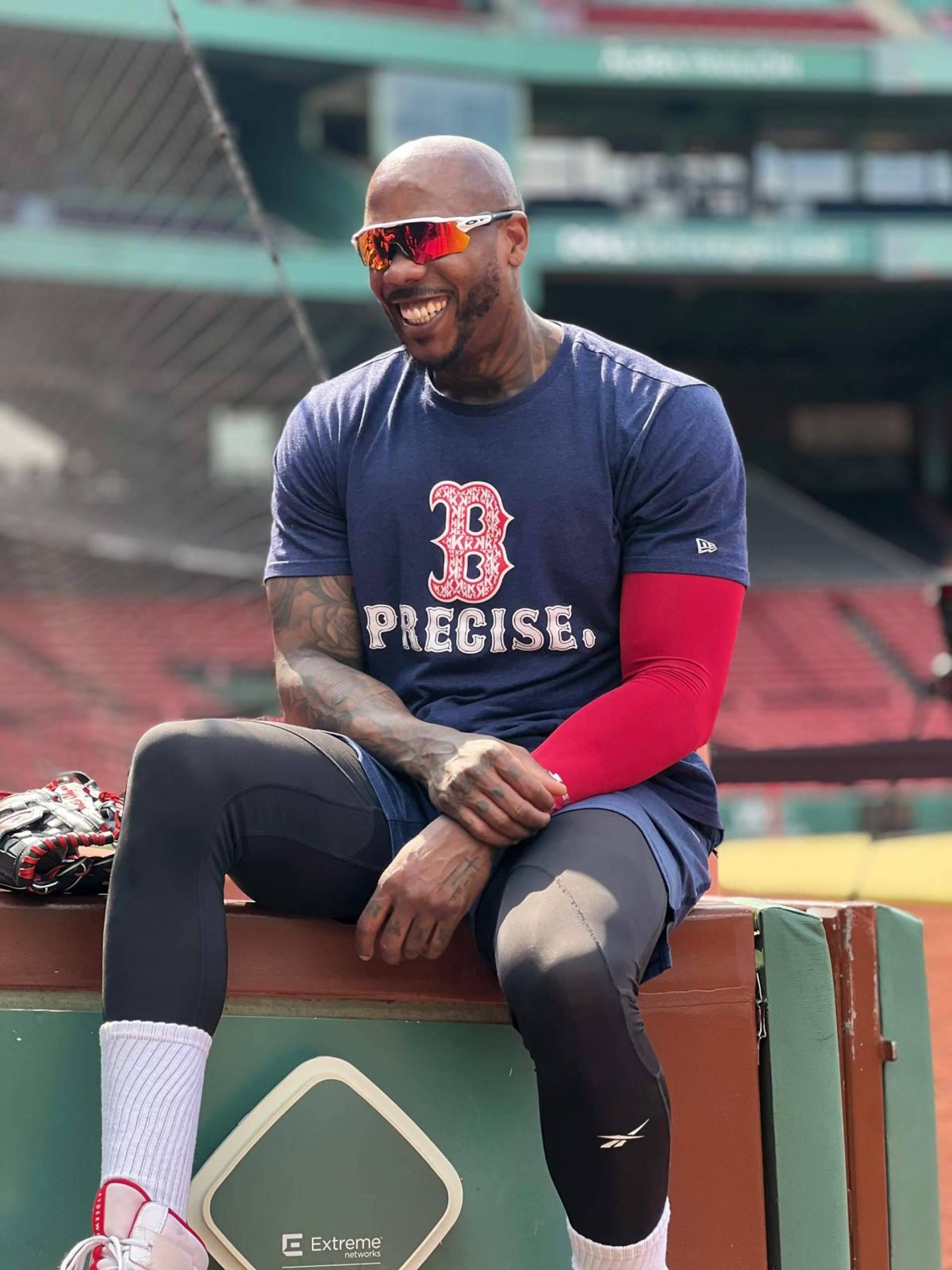 Aroldis Chapman iguala récord histórico de salvamentos en MLB y refuerza su legado como 'Misil Cubano'