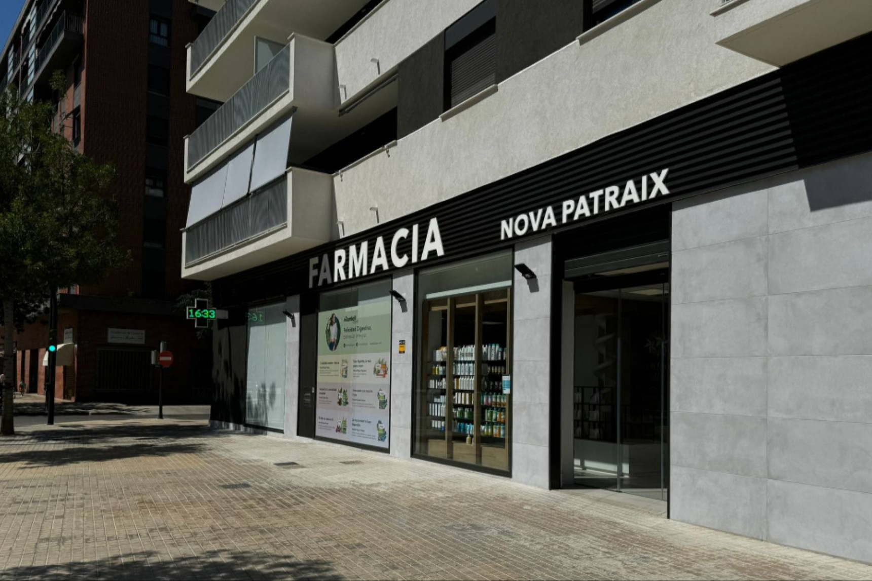 A la venta una Unidad Productiva de una histórica farmacia en Valencia por 3 millones de euros