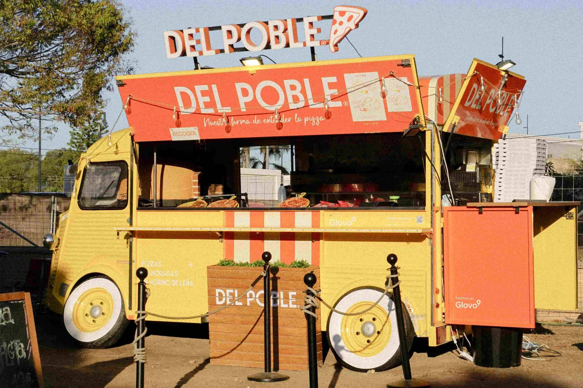 Del Poble Pizzería se suma a los festivales con del Poble Festival
