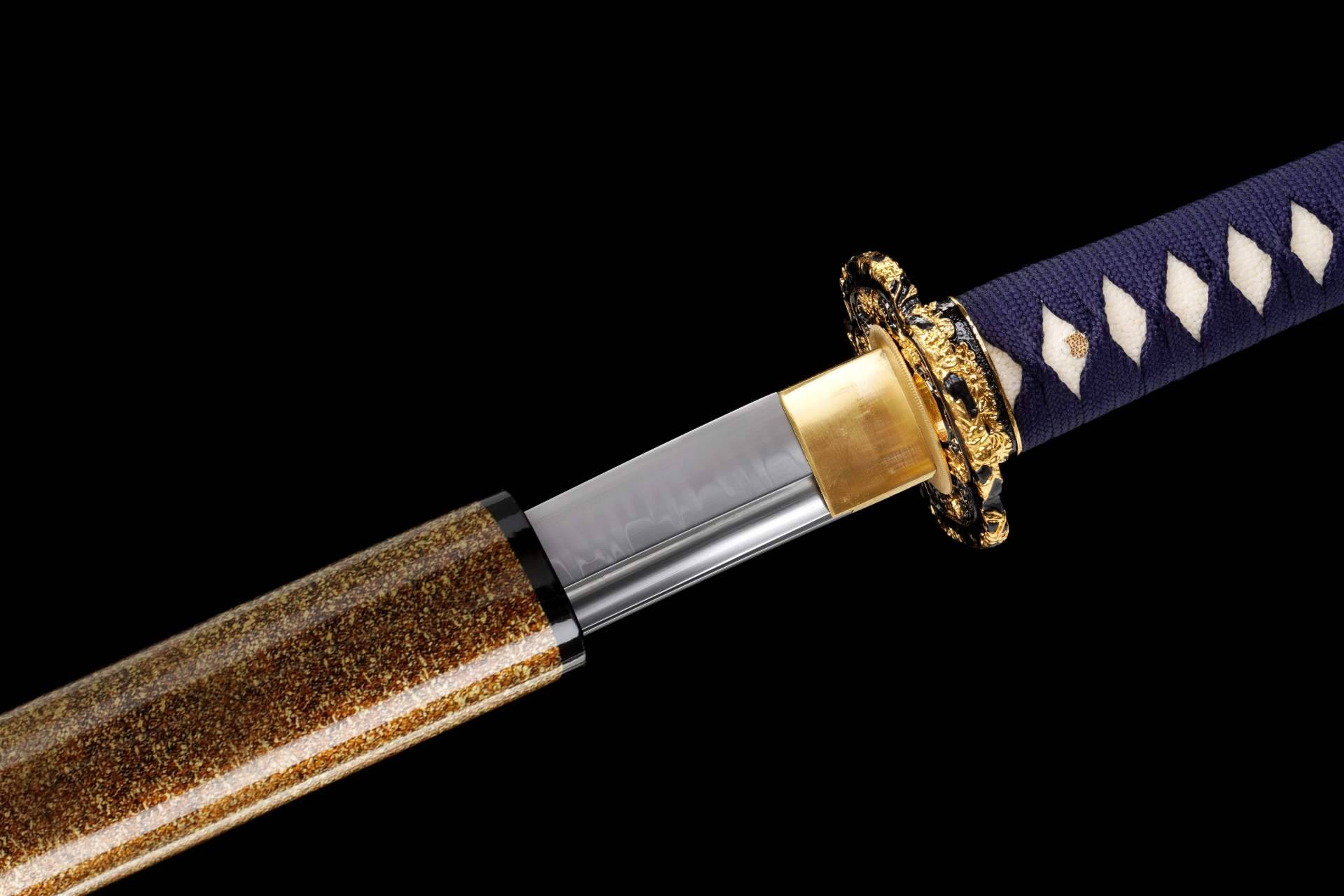 Descubrir la majestuosa Katana Akatsuki; arte, potencia y elegancia