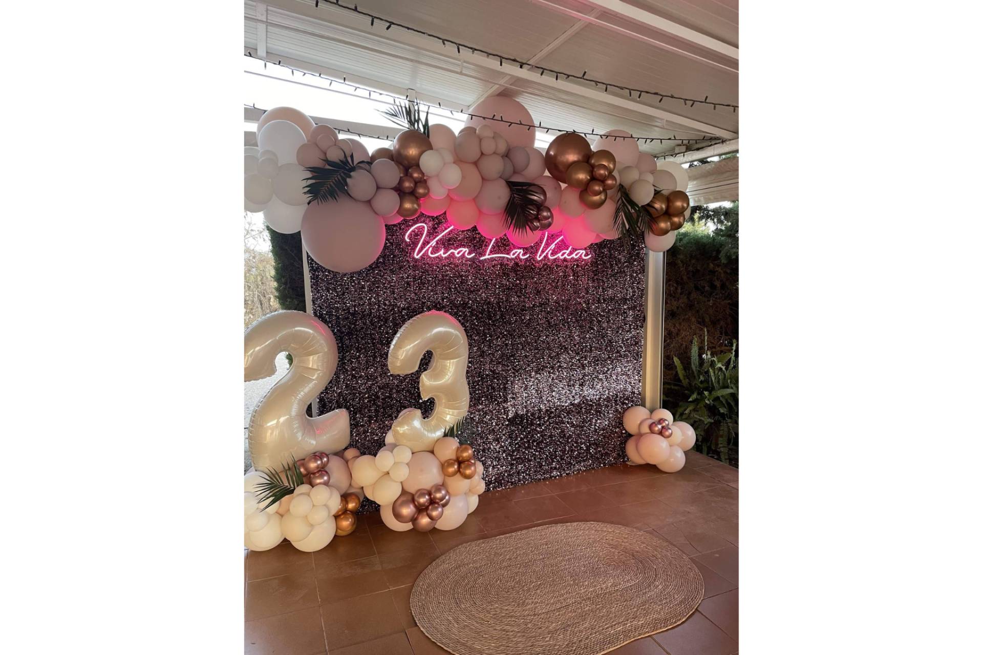 Brillo spray para globos; realce cromático para eventos exigentes y sofisticados