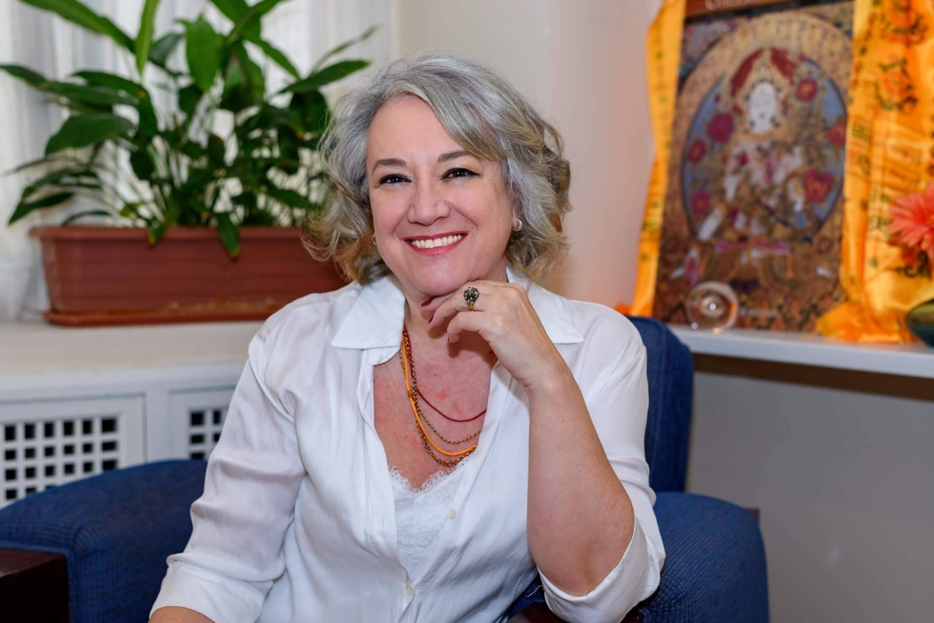 Psicoterapia humanista en Madrid con visión existencial y meditación gratuita como recurso terapéutico