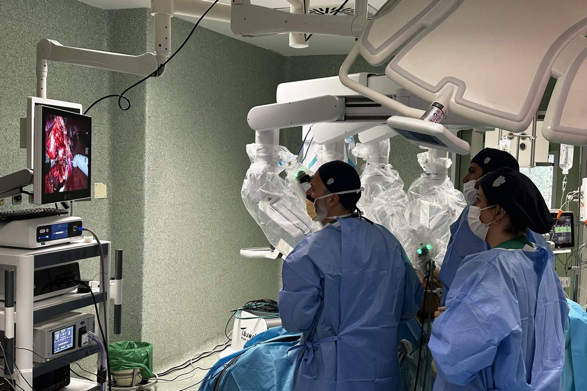 ROC Clinic y HM Hospitales realizan la primera telecirugía renal robótica entre Alemania y España