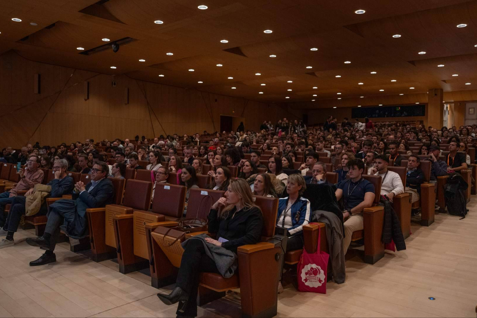 El Centro de Congresos de Andorra acoge una nueva edición de Andorra Masters, el evento creado por David Ayala