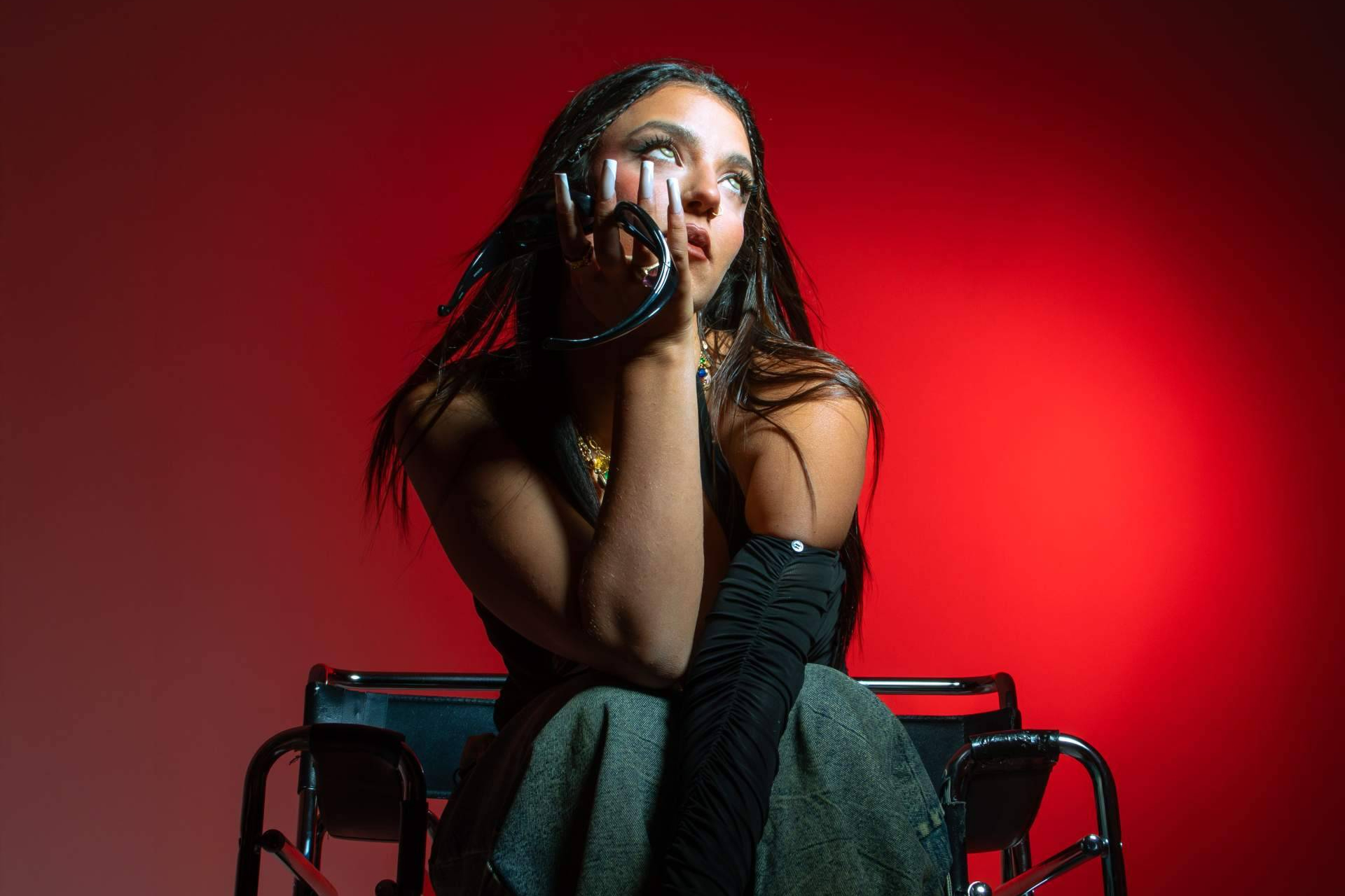 Aisha presenta su segundo sencillo 'Les Pica' editado por el sello Top Stop Music (TSM)