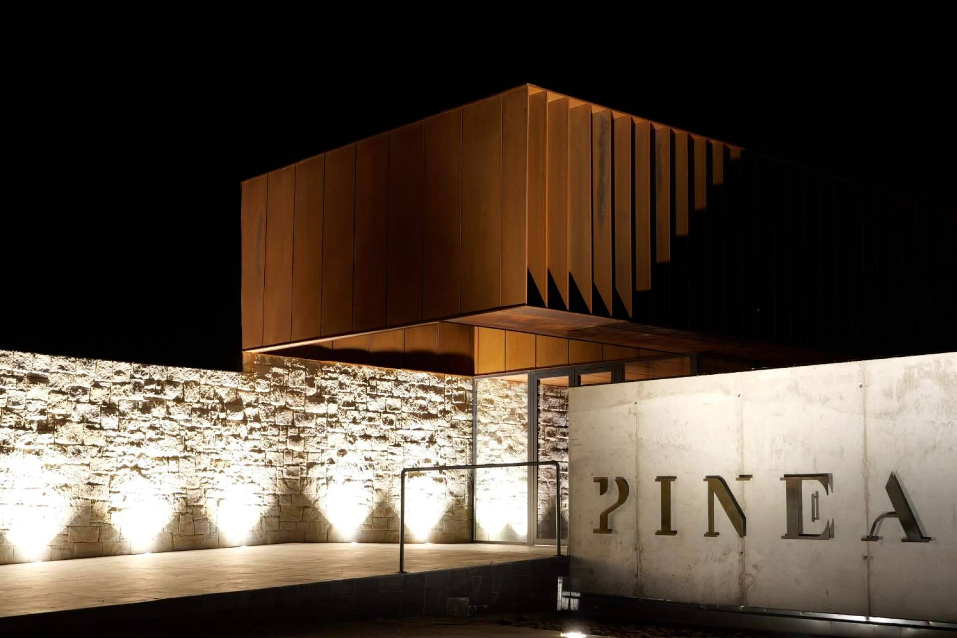 Difersa & Primavinia y Bodegas Pinea se unen en un acuerdo en exclusiva para Galicia