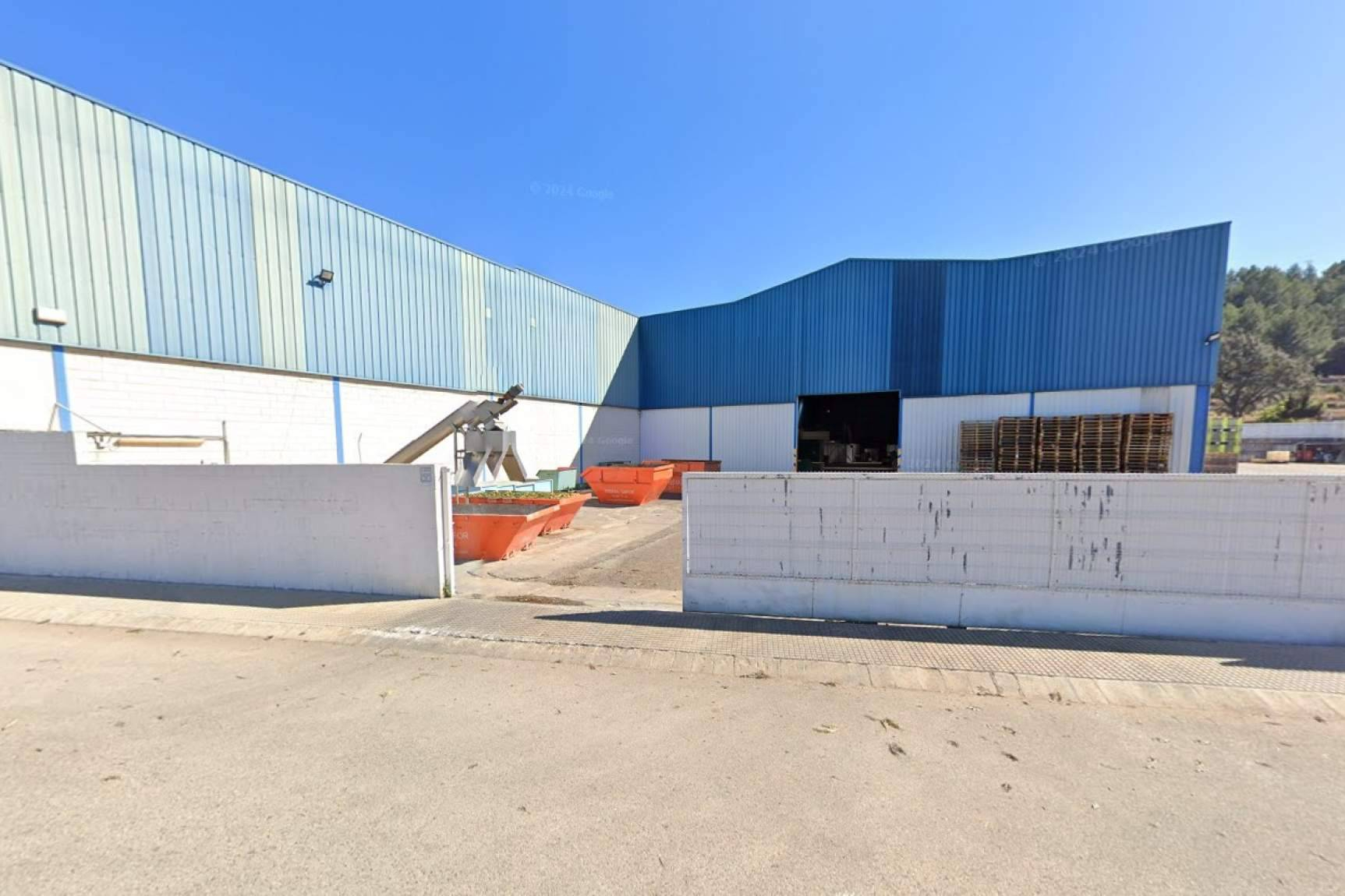 A subasta una gran plataforma logística hortofrutícola en Potríes (Valencia), valorada en más de 3.7 millones