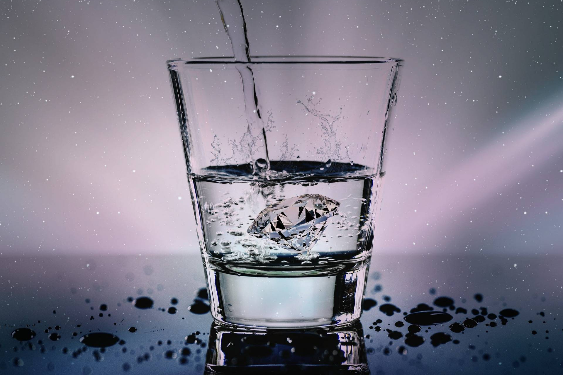 Lo que la ciencia dice sobre el agua con gas; verdades, falsedades y efectos reales en el organismo