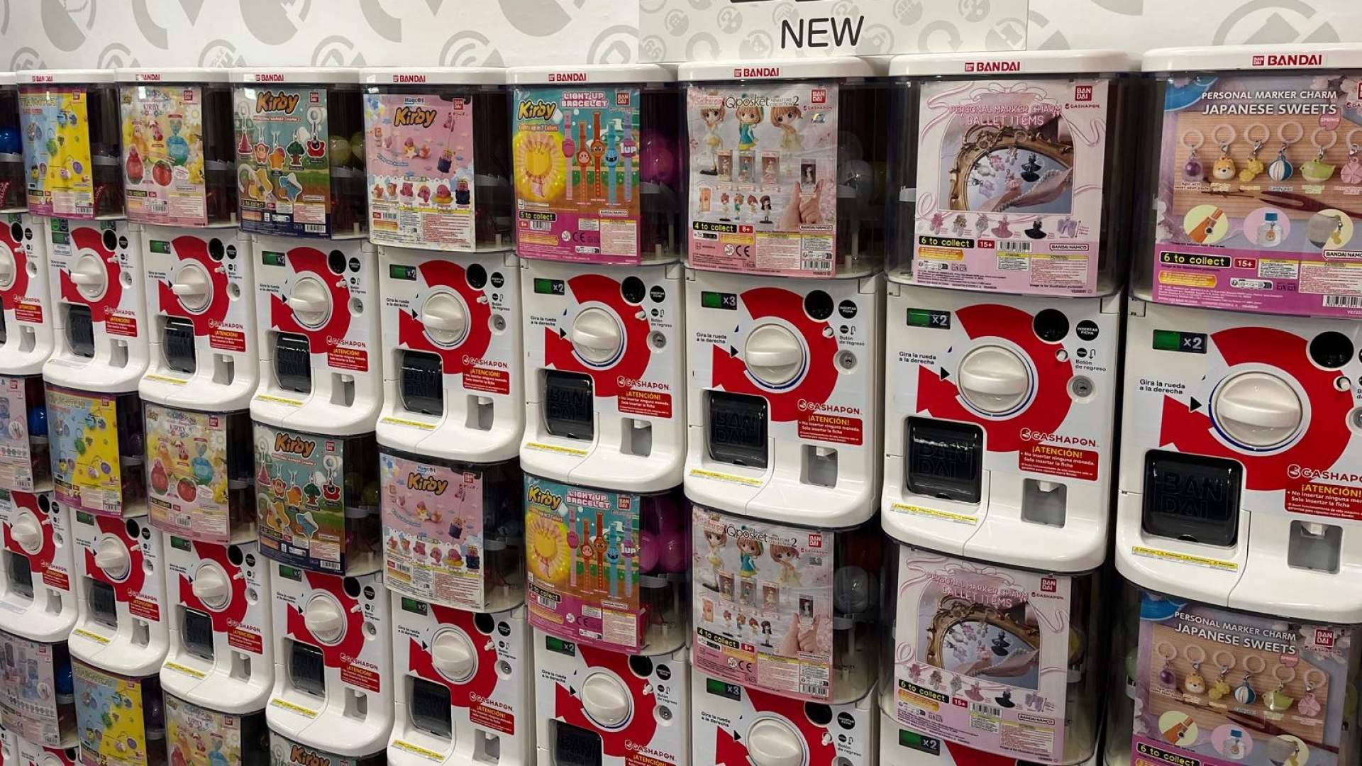 Bandai abre en Xanadú la mayor tienda Gashapon de España