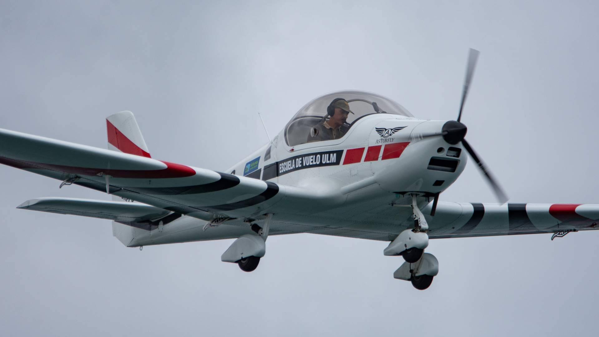 'Mi sueño es volar'; historias de alumnos que descubrieron la aviación más tarde de lo habitual