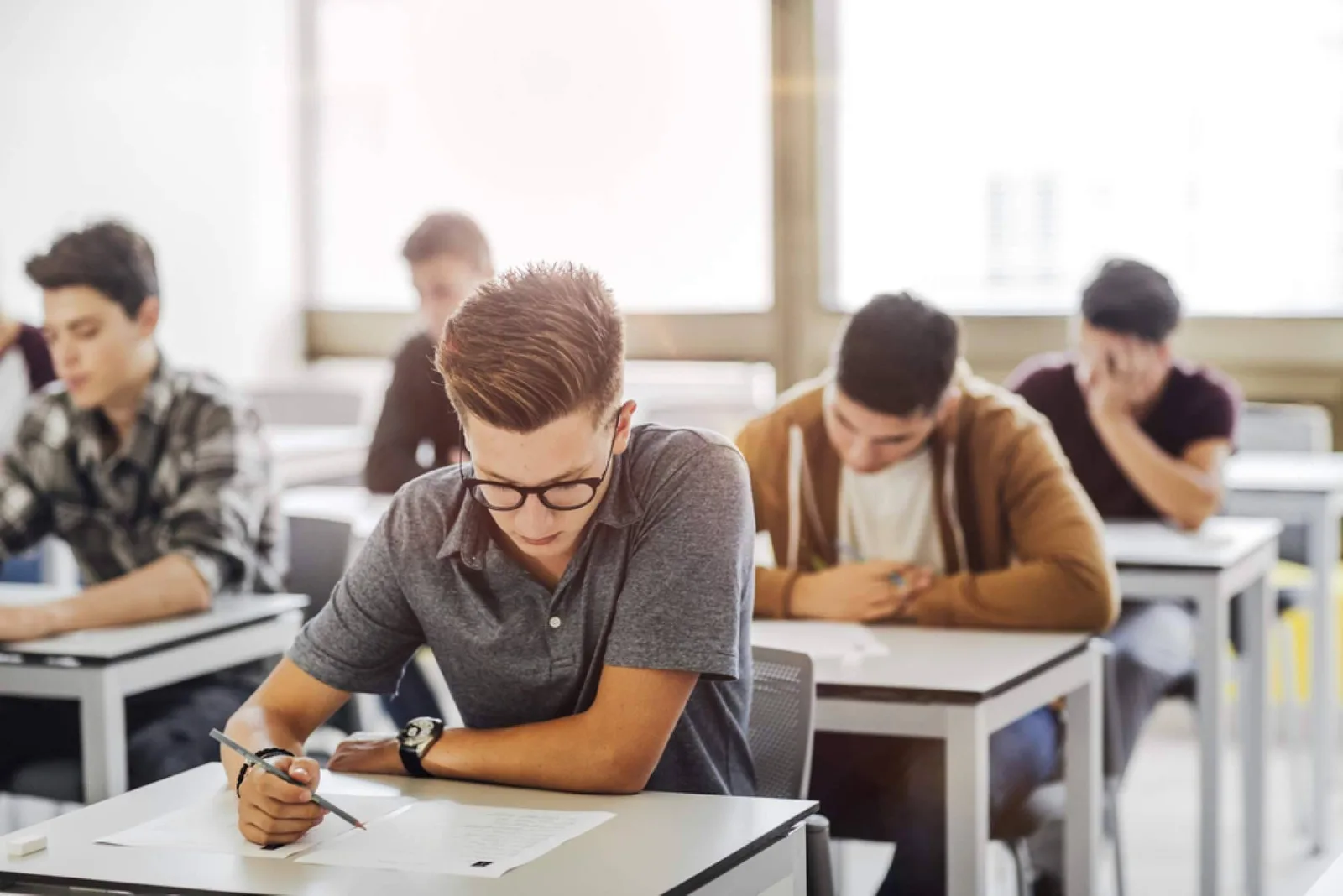 ¿Cómo superar el examen de Tramitación Procesal? Las opiniones sobre los tests de INOPO marcan el camino
