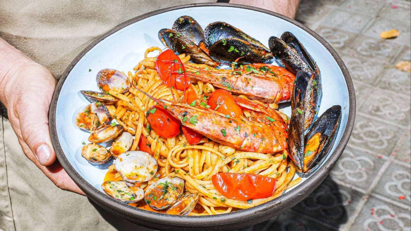 Buon Appetito, el restaurante italiano en el Born para comer, cenar o reunir grupos en agosto